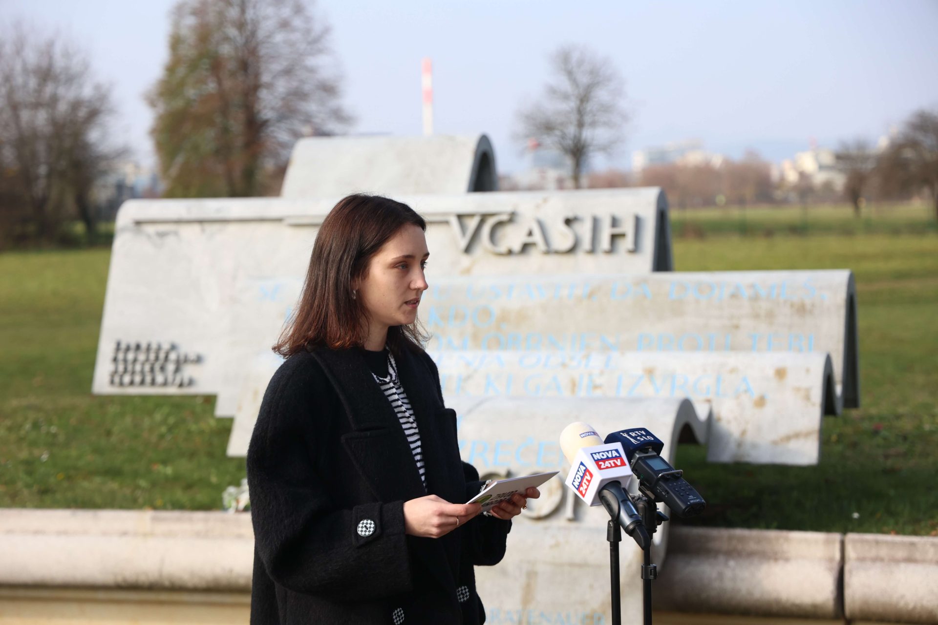 zavod-varna-pot-svetovni-dan-spomina-na-zrtve-prometnih-nesrec-spomenik-2