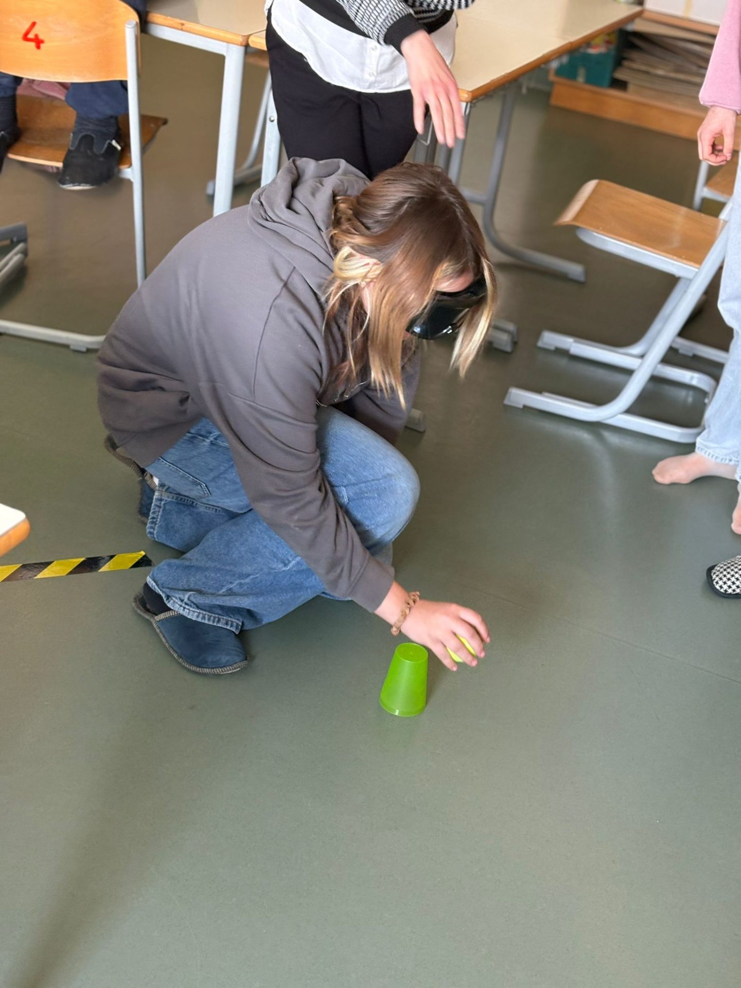 5x-stop-je-kul-os-dragomelj_-09032026-zavod-varna-pot-preventivno-izobrazevalne-delavnice-proemtna-varnost-vizija-nic-4